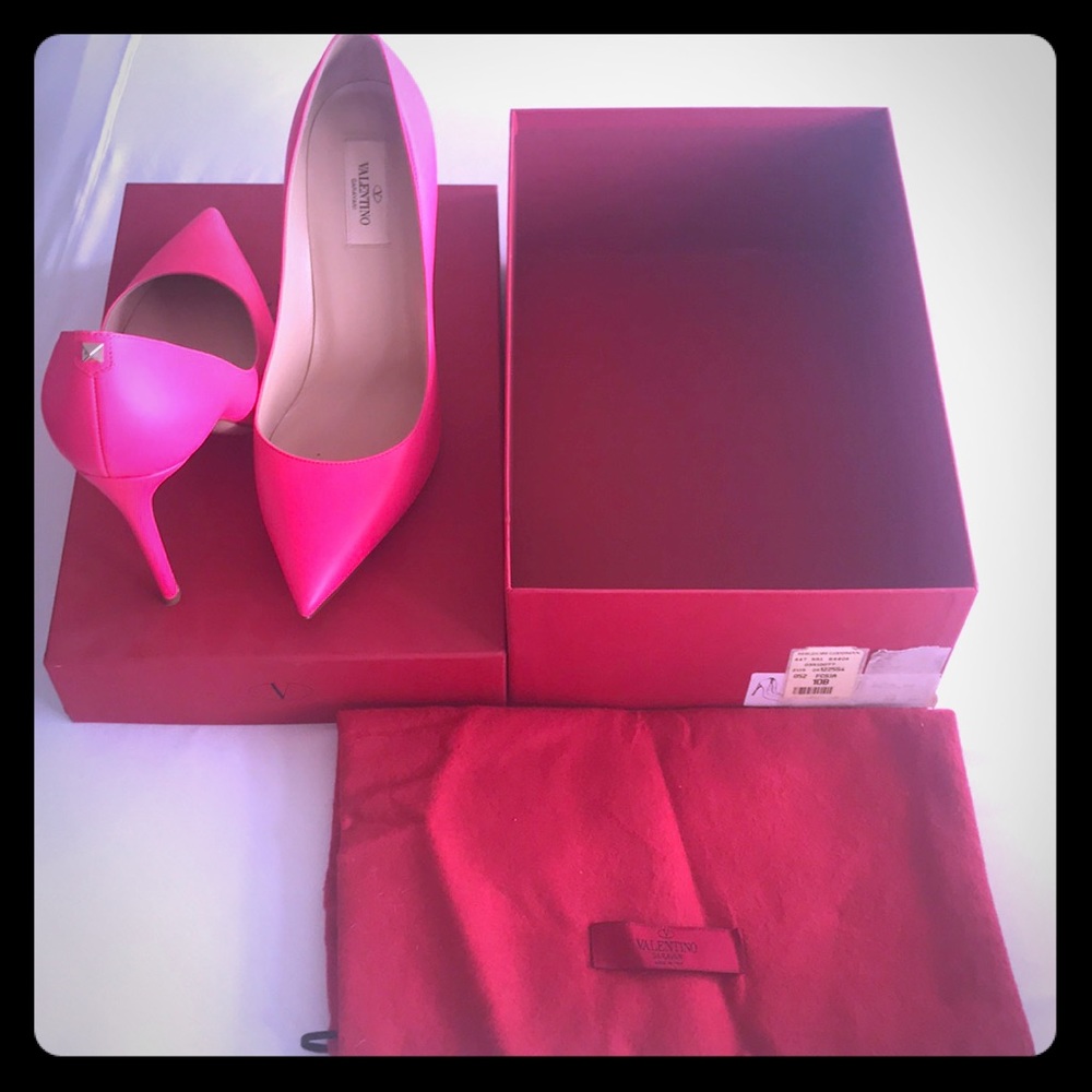 Never worn, hot pink Valentino Stilettos.